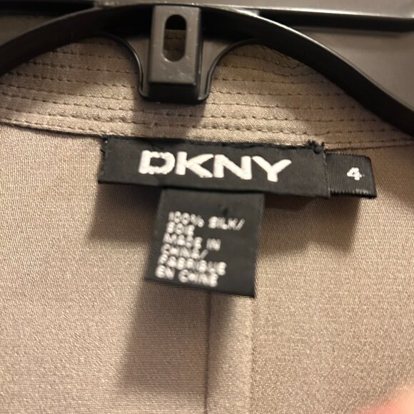 Blazer - Picture 8 of 8